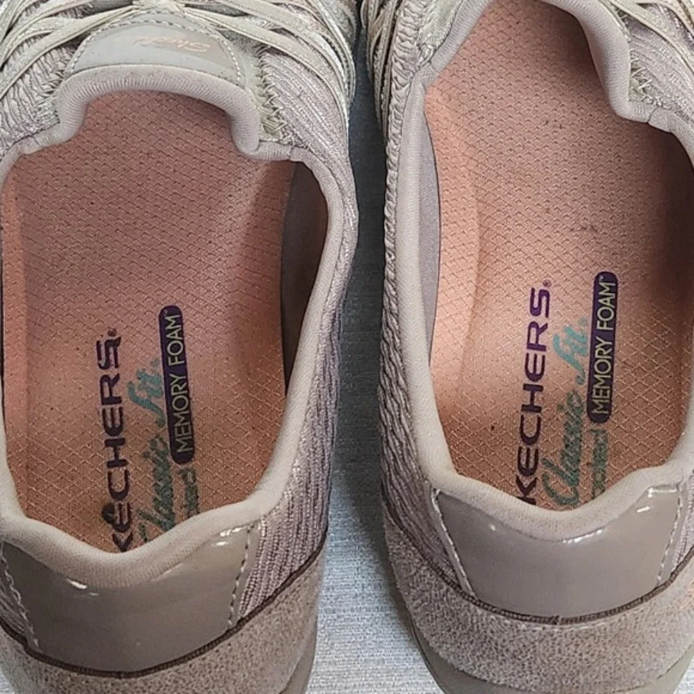 Skechers Womens 23286 Taupe Air-Cooled Memory Foam Slip‎ On Sneakers Size 10